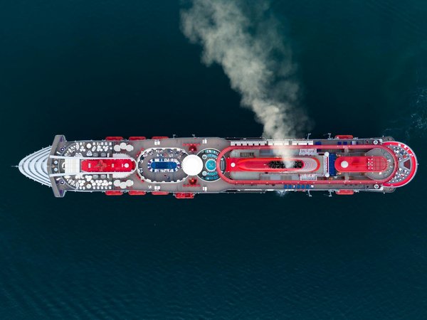 Comment explorer les vignobles de la région de Bordeaux, France : itinéraires et dégustations ?